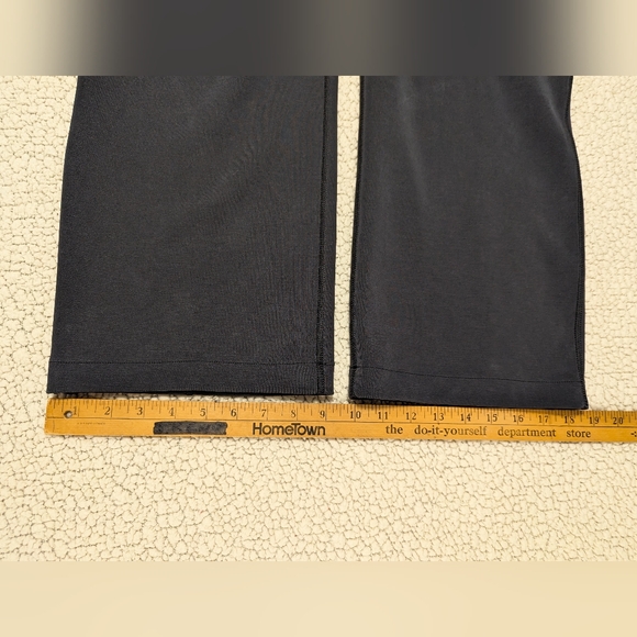 Lululemon Softstreme High-Rise Straight Leg Crop Black Size 10 - Picture 13 of 16